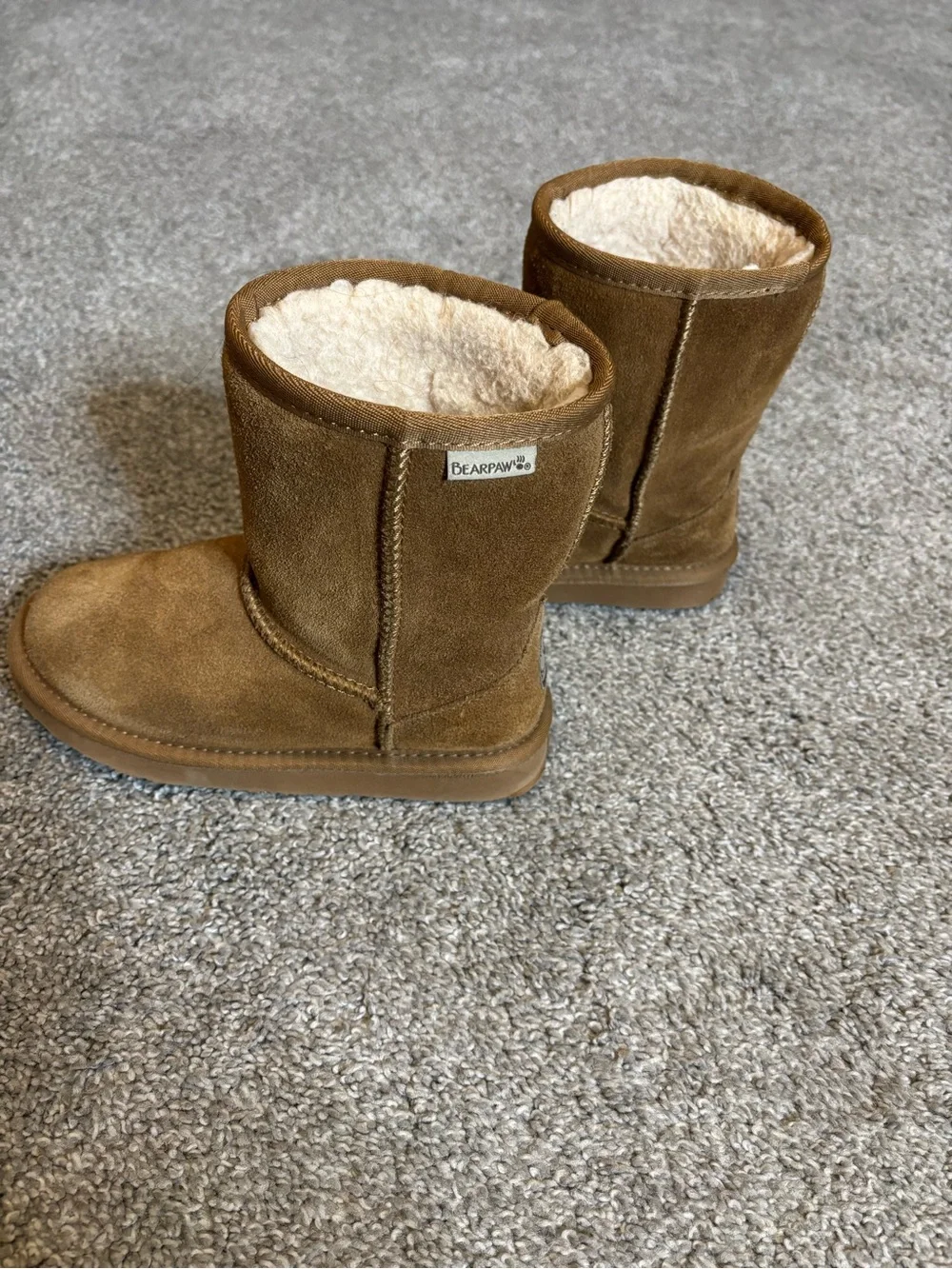 N/A girls bearpaw